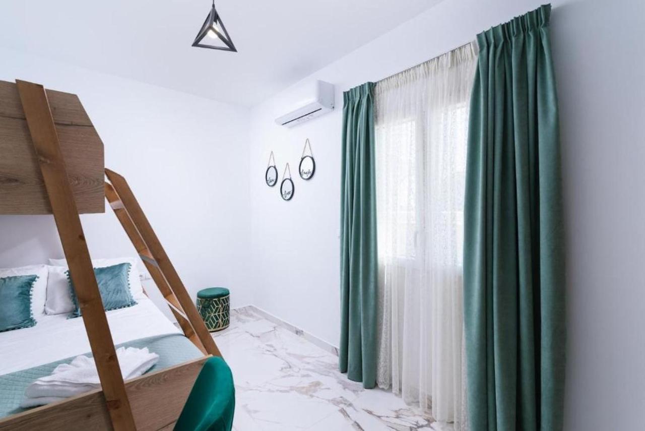 Villa Balux Kalamaki  Exteriér fotografie
